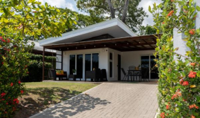 Jaco Lapa Living 3BR Home - Walk to Beach & Dining